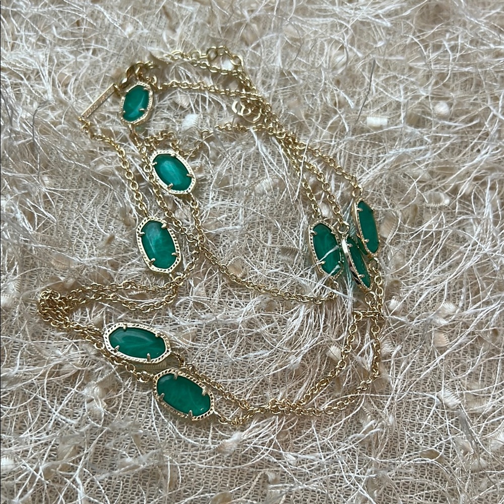 Elegant Gold and Green Necklace
